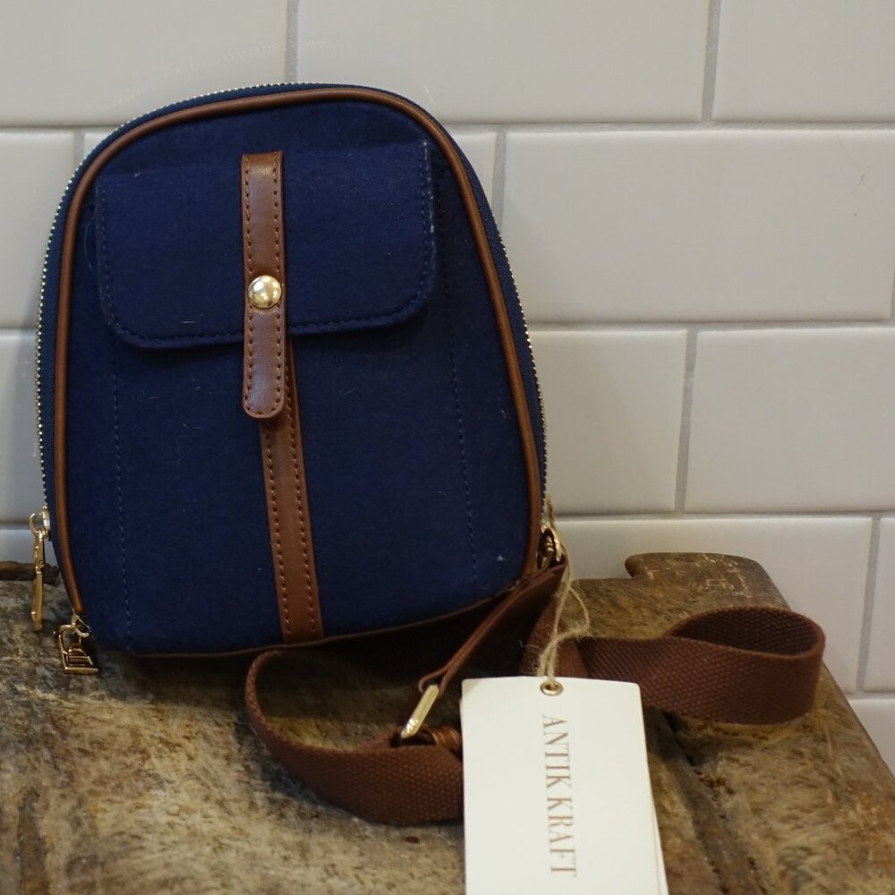 NWT Antik Kraft Sling Bag Navy